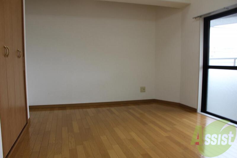 居室・リビング　南向きで日当たりの良いお部屋