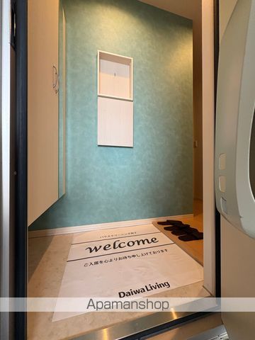 ＪＲ東海道本線 浜松駅 バス乗車時間：16分 最寄りバス停で下車 徒歩3分 2階建 築13年の玄関写真