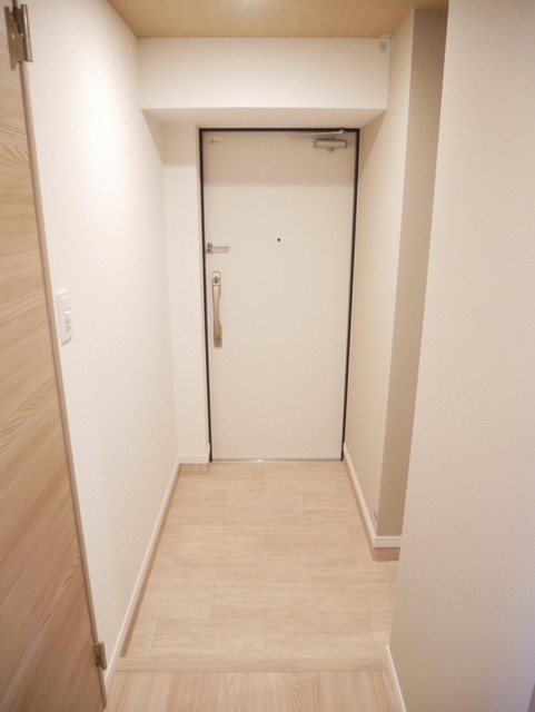 玄関　※同タイプの参考画像です。