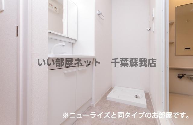 洗面設備　使いやすい洗面所です