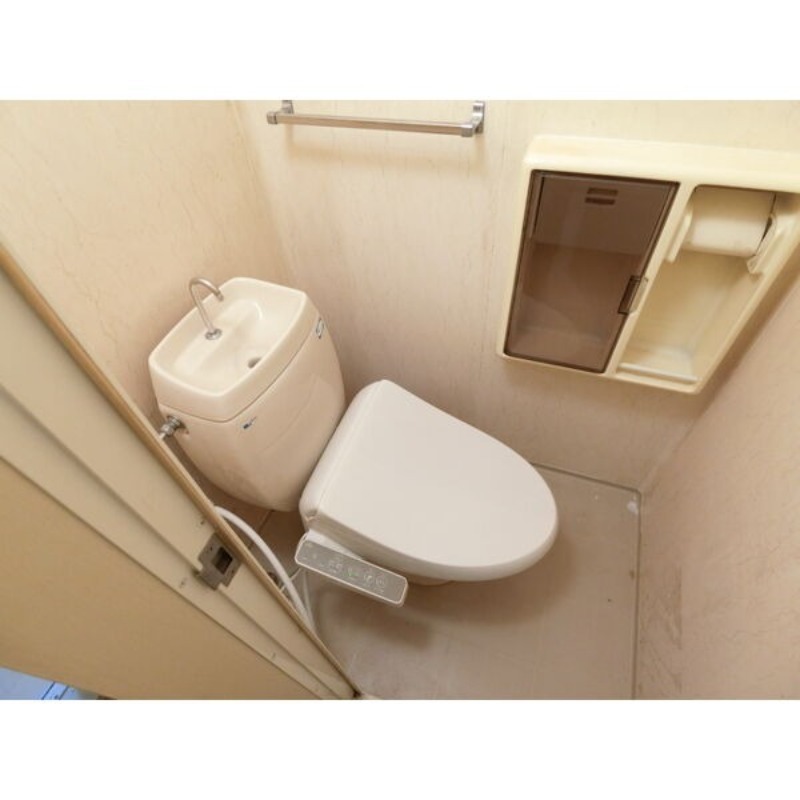 トイレ　図面と現状に相違がある場合には現状を優先