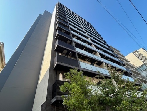 建物外観　オートロック完備