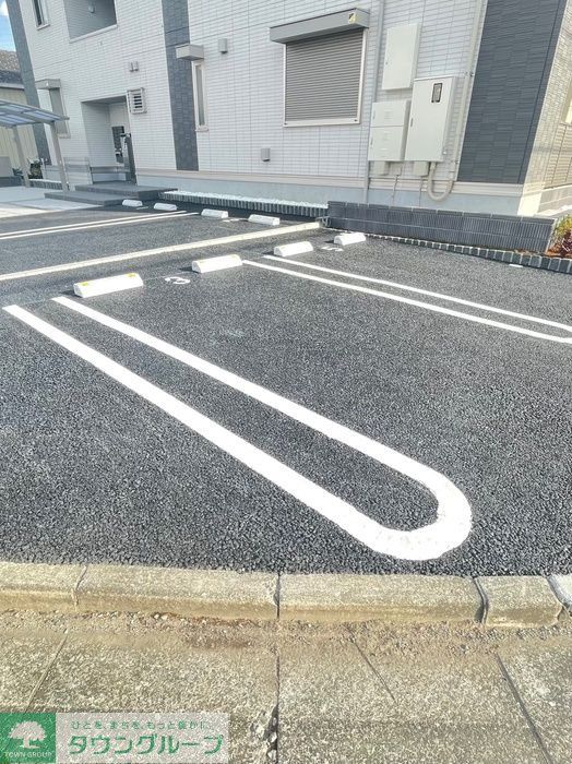駐車場　駐車場