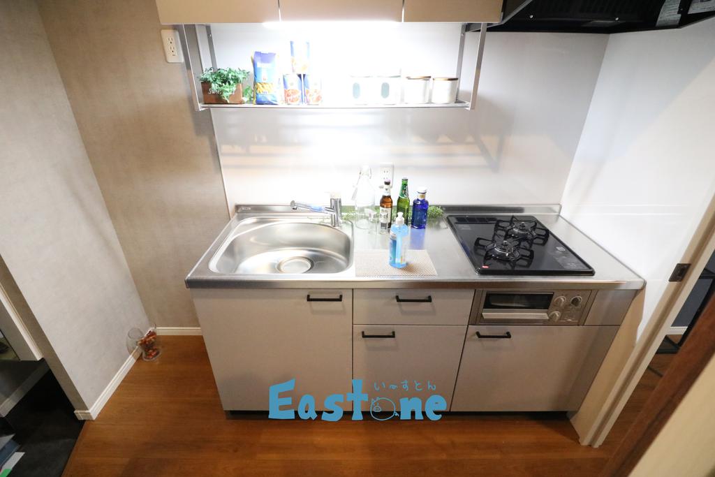 キッチン　都市ガス、２口コンロ、コンセントまで付いたキッチン