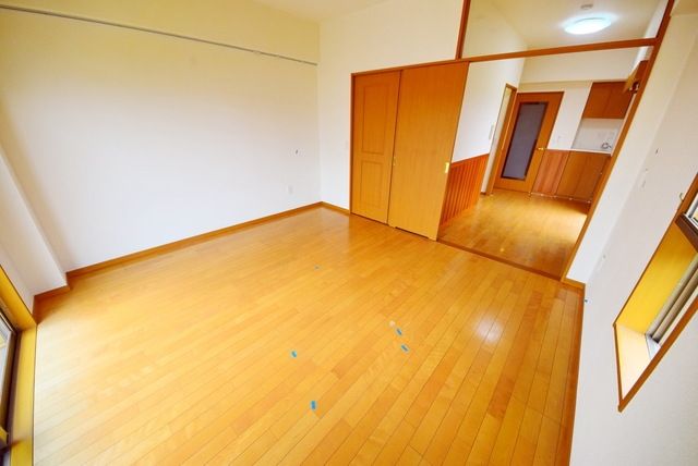 居室・リビング　同物件参照写真