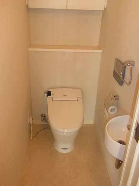 トイレ　清潔感のあるトイレです
