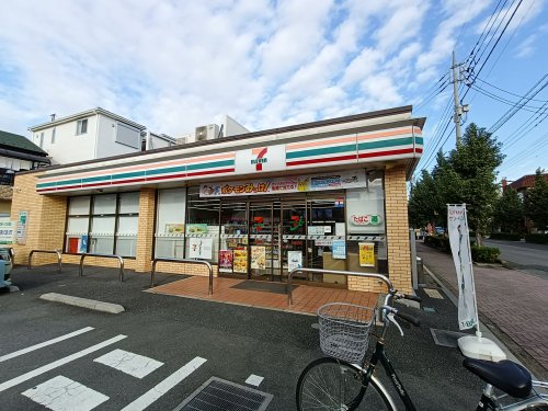 コンビニ　セブン-イレブン 川口前川４丁目店（コンビニ）まで1260m