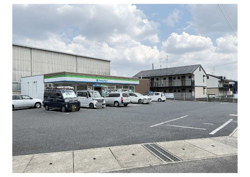 コンビニ　ファミリーマート 小牧西之島店（コンビニ）まで636m