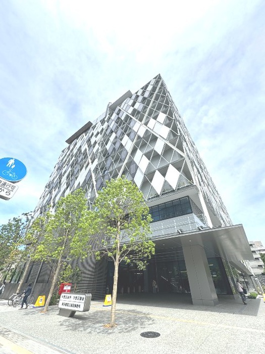 役所　中野区役所（役所）まで579m