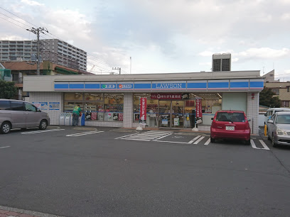 コンビニ　ローソン 八王子南新町店（コンビニ）まで398m