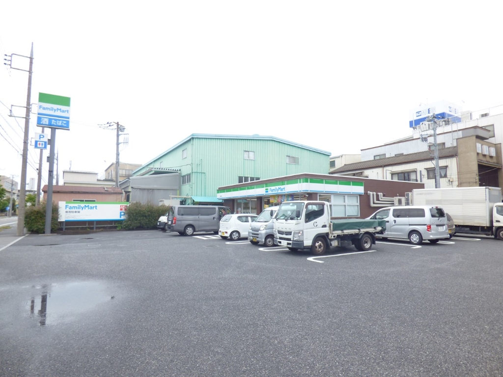 コンビニ　ファミリーマート 領家橋店（コンビニ）まで381m