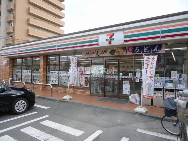 コンビニ　セブンイレブン 弥富鯏浦町店（コンビニ）まで491m