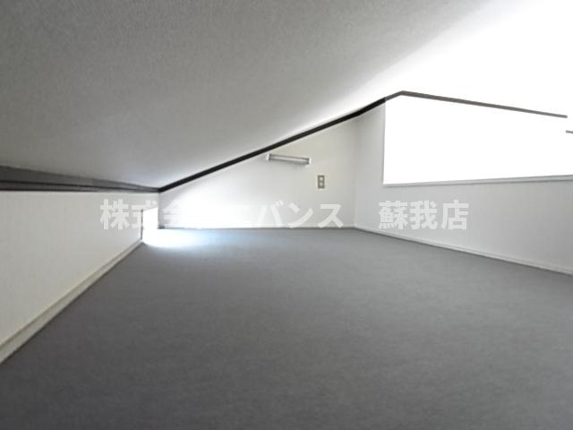 その他部屋・スペース　落ち着いて過ごせるお部屋なので、寝室にいかがでしょうか
