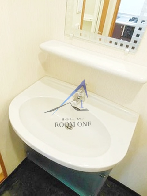 洗面設備　洗面台です。
