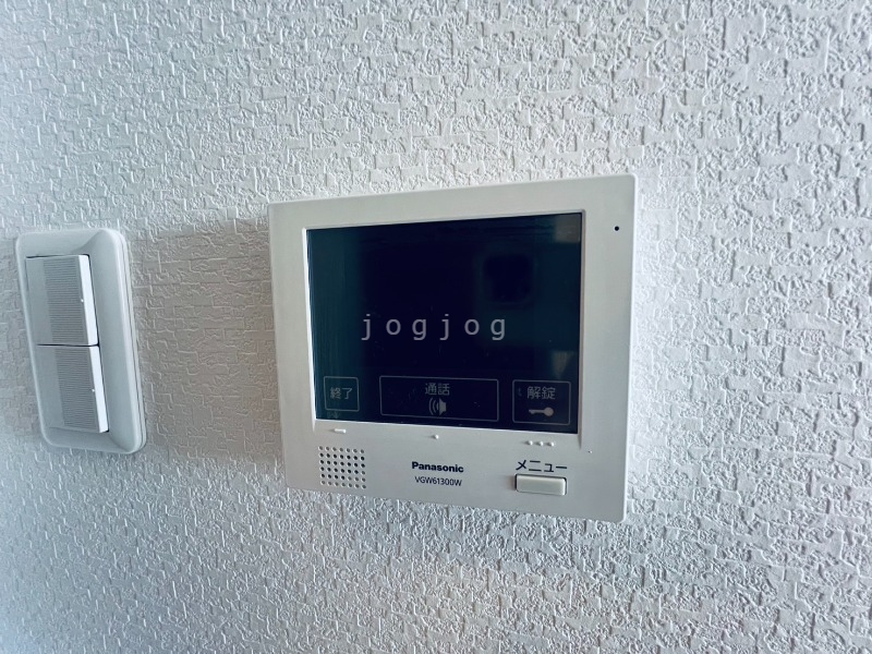 セキュリティ　モニター付きインターホンで来客確認も安心です！