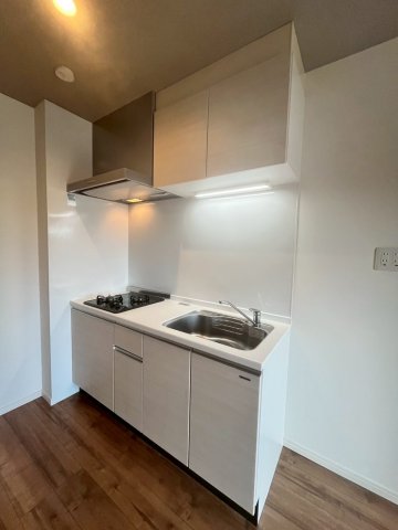 キッチン　同物件、別号室の参考写真です。