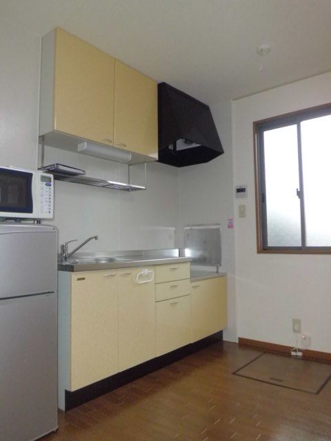 キッチン　広めのキッチンで使いやすいです