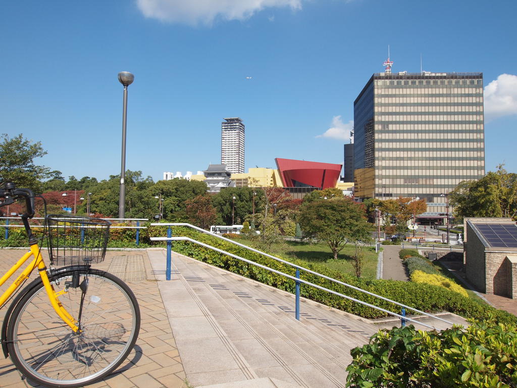役所　北九州市役所（役所）まで572m