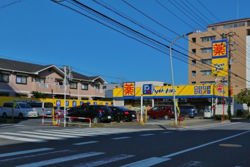 ドラックストア　マツモトキヨシ 行徳店（ドラッグストア）まで427m