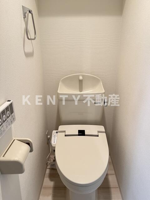 トイレ　落ち着いたトイレです