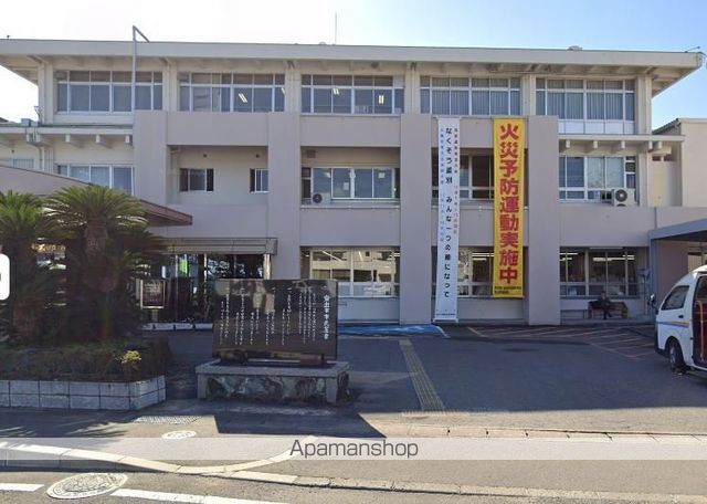 役所　岩出市役所（役所）まで504m