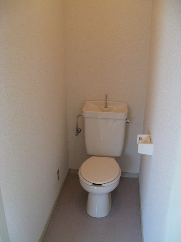 トイレ　他室参照
