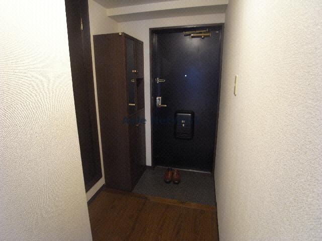玄関　※参照写真