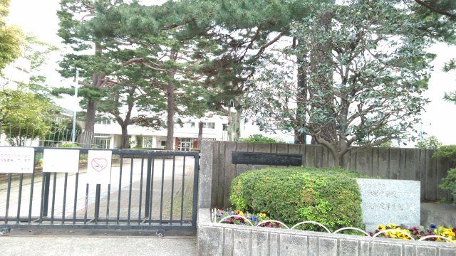 中学校　相模原市立弥栄中学校（中学校）まで919m