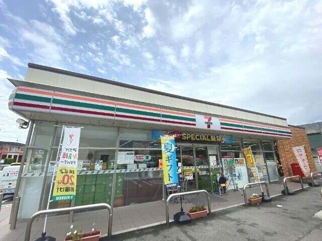 コンビニ　セブンイレブン岡垣野間店（コンビニ）まで828m