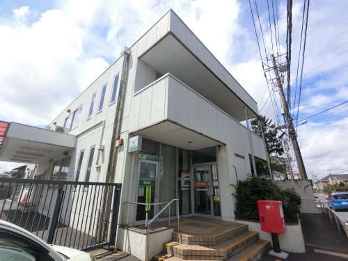 郵便局　三里塚御料郵便局（郵便局）まで617m