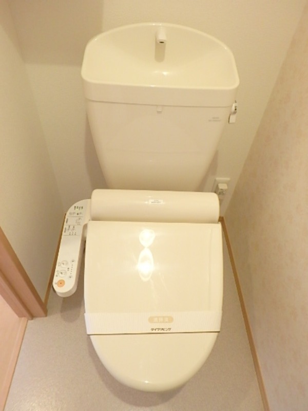 トイレ　図面と現状に相違がある場合には現状を優先