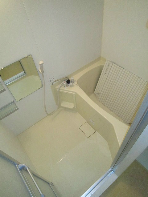 バス・シャワールーム　別部屋参考写真