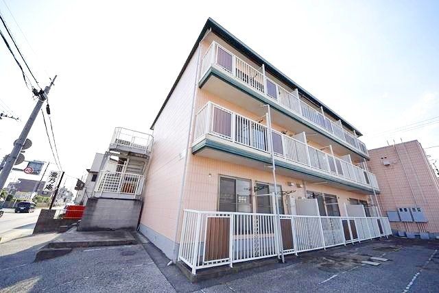 建物外観　駅徒歩1分