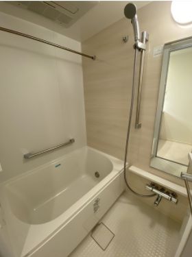 バス・シャワールーム　他の間取りの参考写真になります。