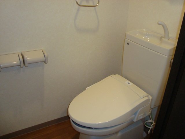 トイレ　シャワー付トイレ