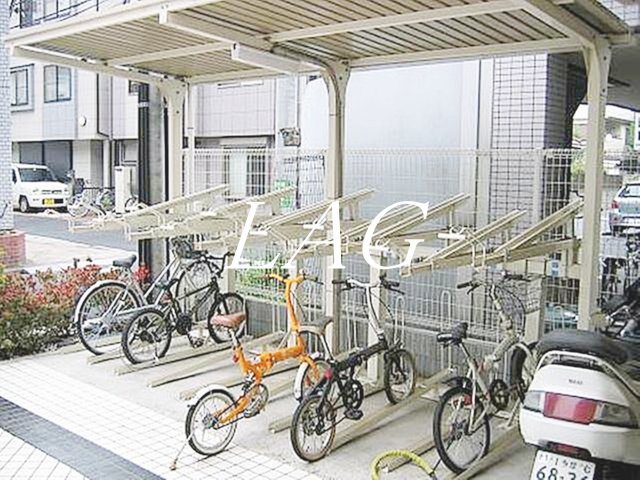 その他共有部分　駐輪場になります。