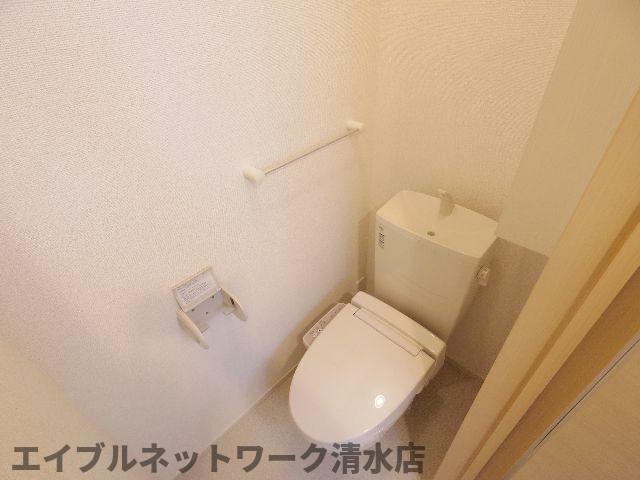 トイレ　ゆったりとした空間のトイレです