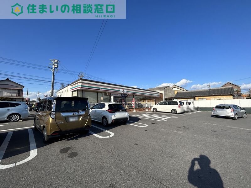 コンビニ　セブンイレブン西尾住崎町店（コンビニ）まで831m