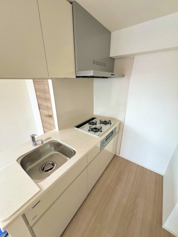 キッチン　※別号室の写真です。
