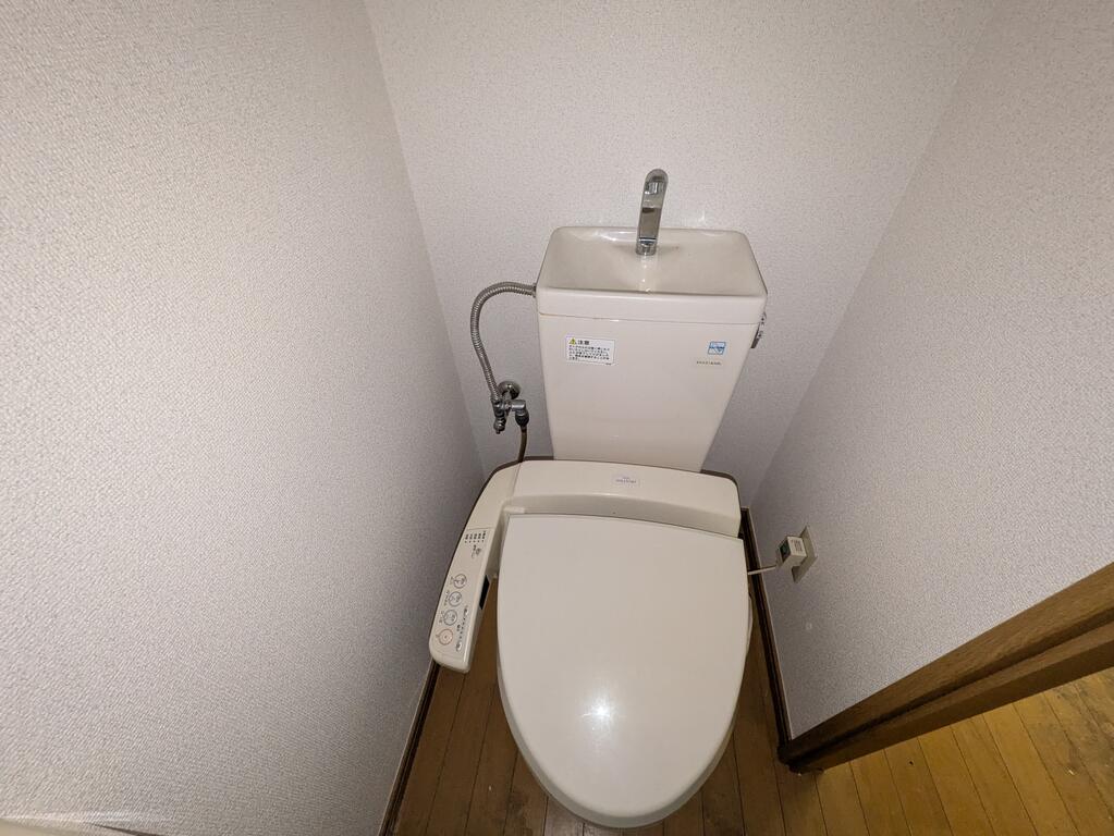 ゼルコバ上杉のトイレ写真