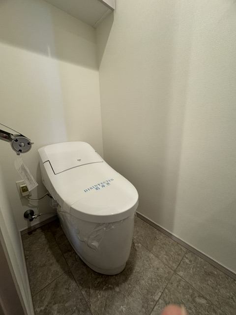 トイレ　別部屋参考写真