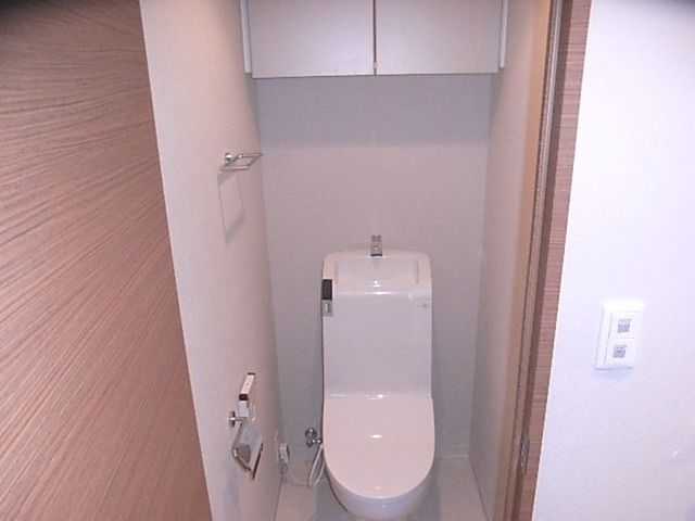 トイレ　★嬉しい設備のウォシュレット付★