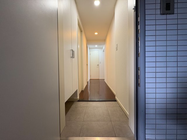 玄関　明るい玄関です