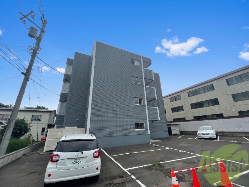 建物外観　札幌市西区山の手３条「フレンドリー山の手」