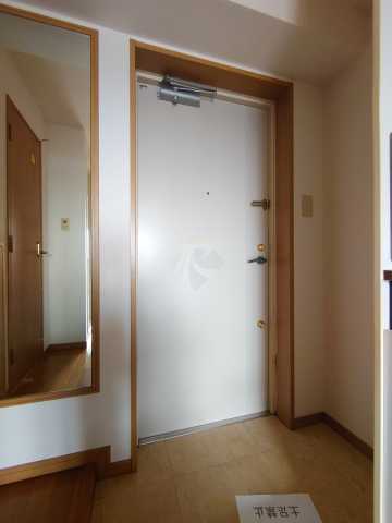 ヴェローナ高円寺の玄関写真