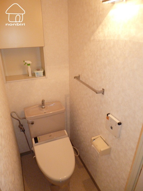 トイレ　清潔感のあるトイレです（別のお部屋の写真です）