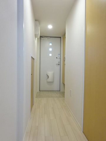 ルミナス令和の玄関写真