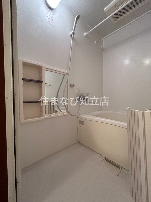 バス・シャワールーム　同型別部屋写真
