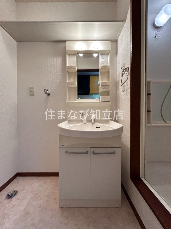 洗面設備　同型別部屋写真
