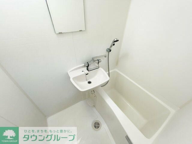 バス・シャワールーム　洗面